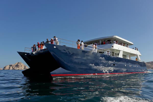 100' Catamaran Party Boat