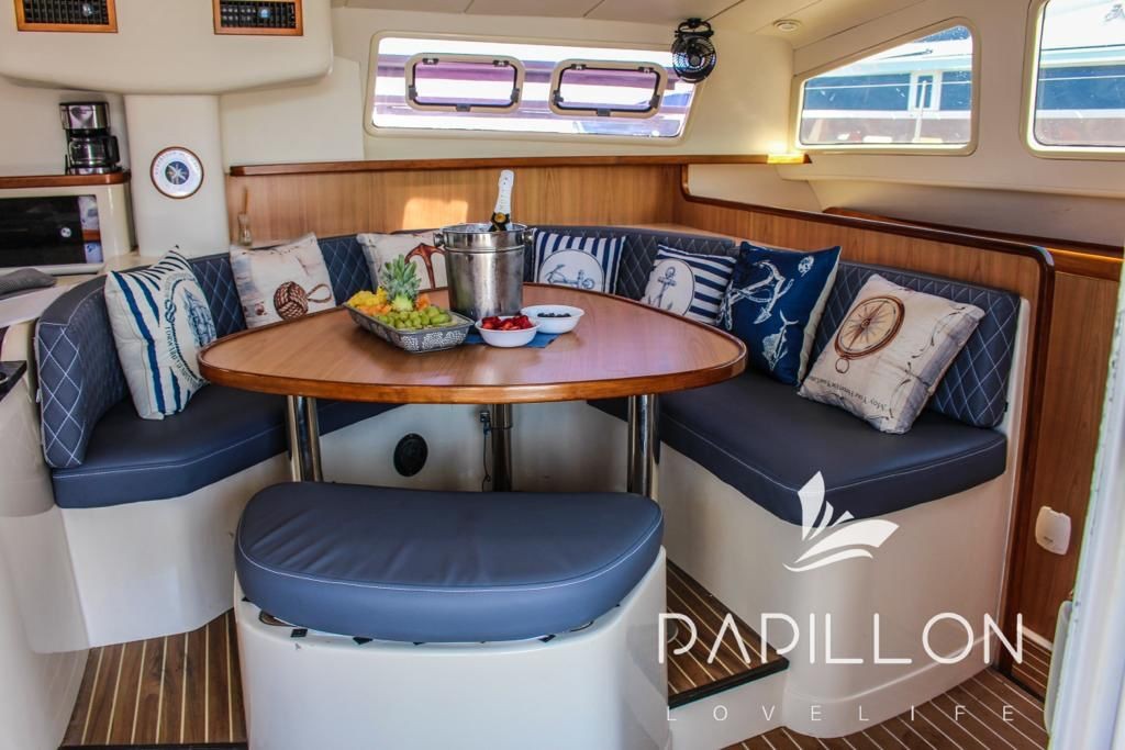 52' Leopard Catamaran