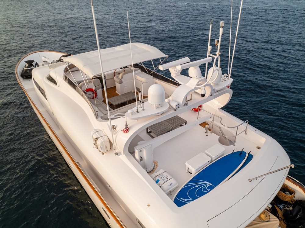 100-foot Maiora Luxury Yacht