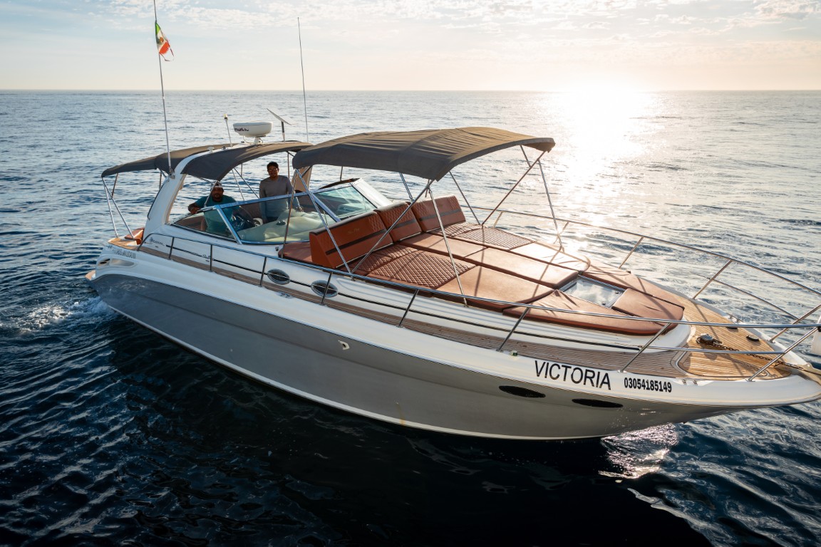 40' Sea Ray Yacht Victoria - Cabo San Lucas Yacht Rentals